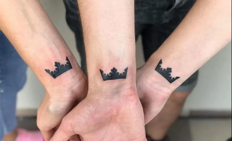 What does a crown tattoo mean